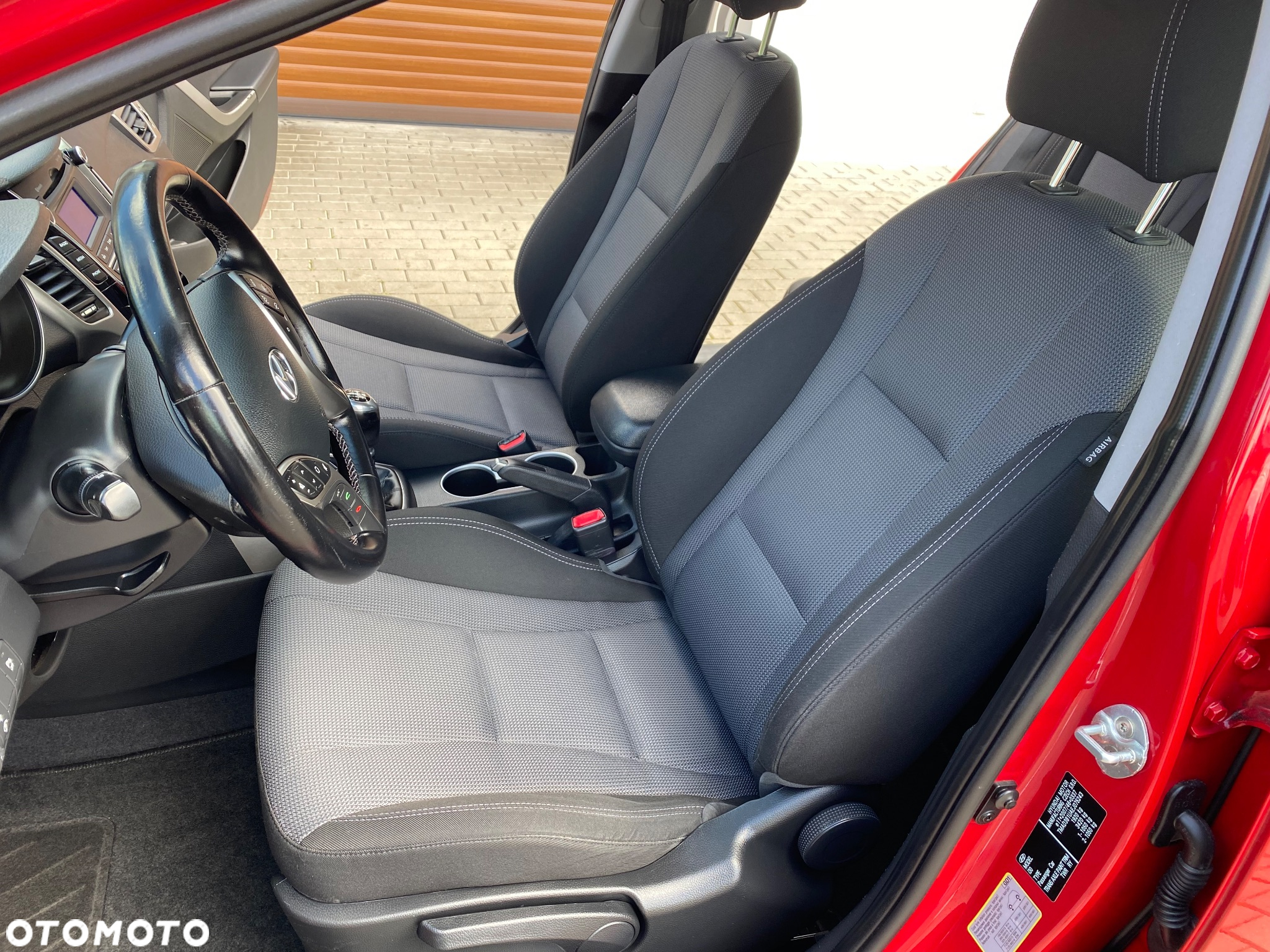 Hyundai i30 1.6 CRDi Comfort - 38