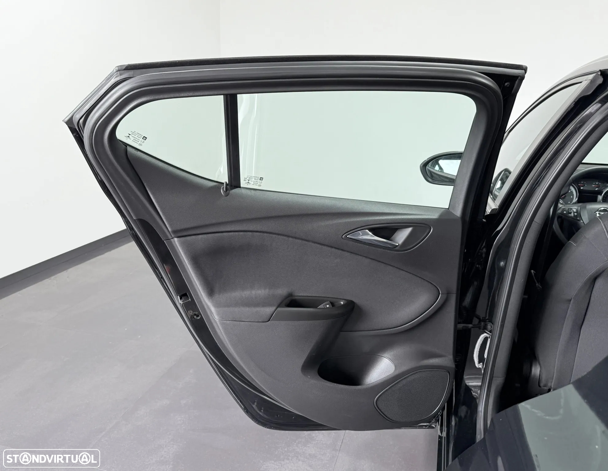Opel Astra 1.6 CDTI Ecotec Dynamic S/S - 39