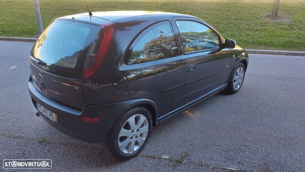 Opel Corsa 1.2 16V N-Joy - 4