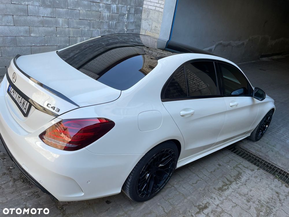 Mercedes-Benz Klasa C AMG 43 4-Matic - 8