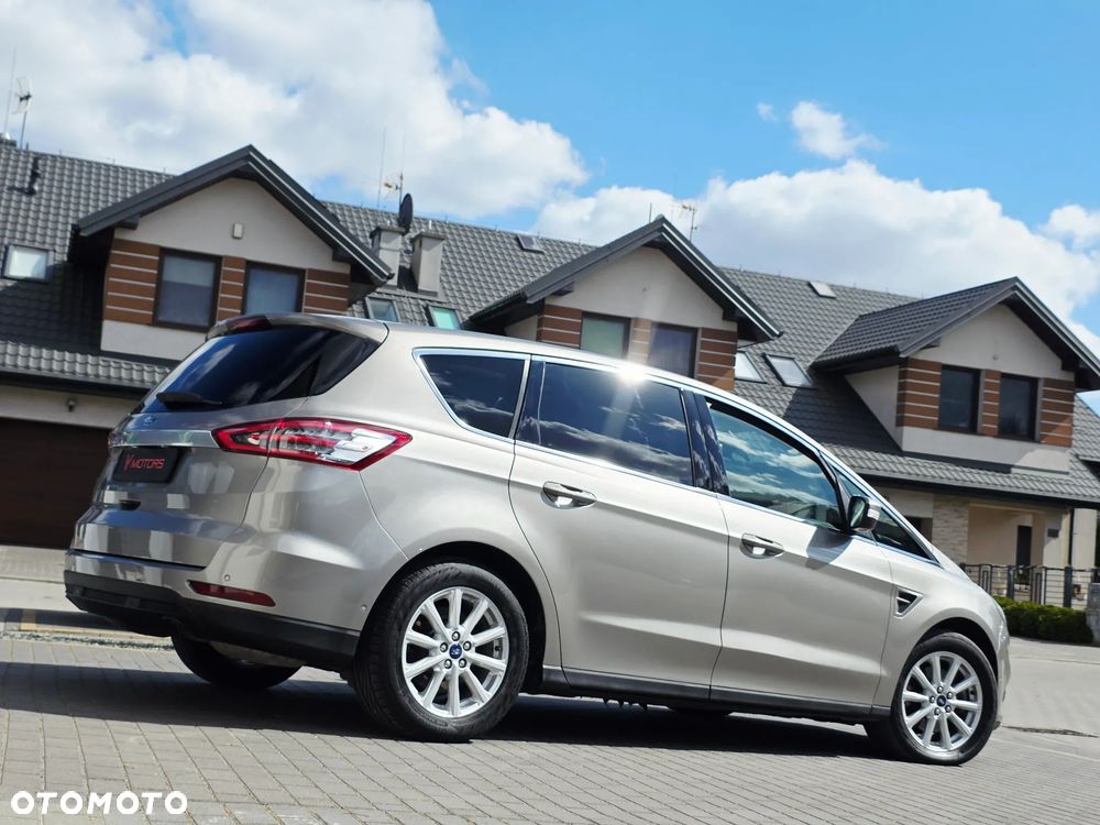 Ford S-Max 2.0 TDCi Titanium PowerShift - 39