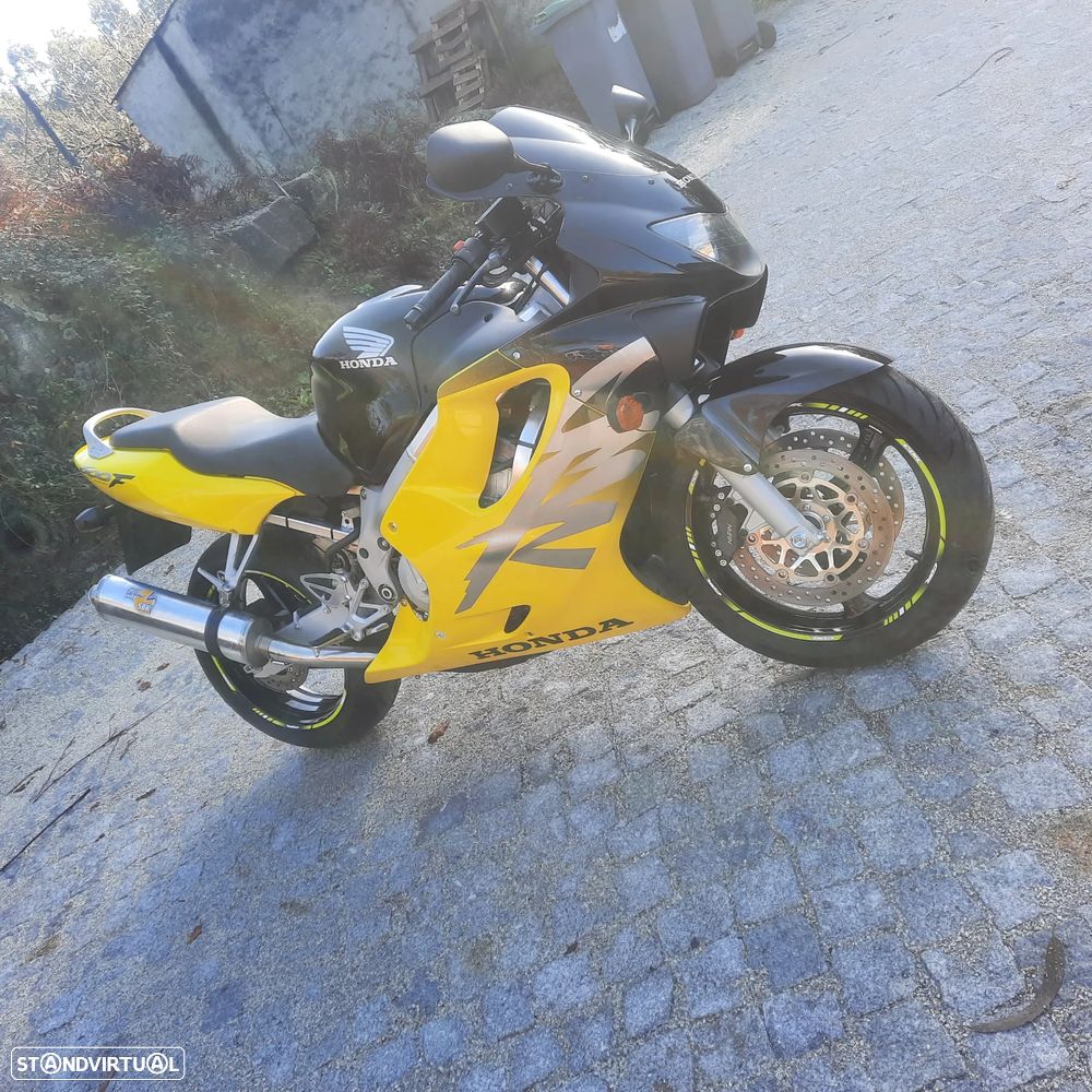 Honda CBR Cbr 600f4 -25kw carta A2 - 10