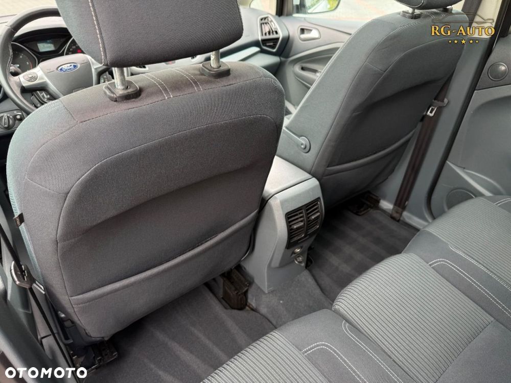 Ford C-MAX - 33