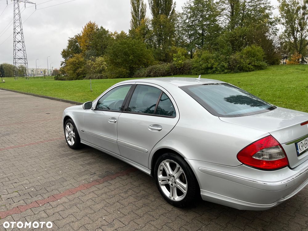 Mercedes-Benz Klasa E 320 CDI 4-Matic Avantgarde - 5
