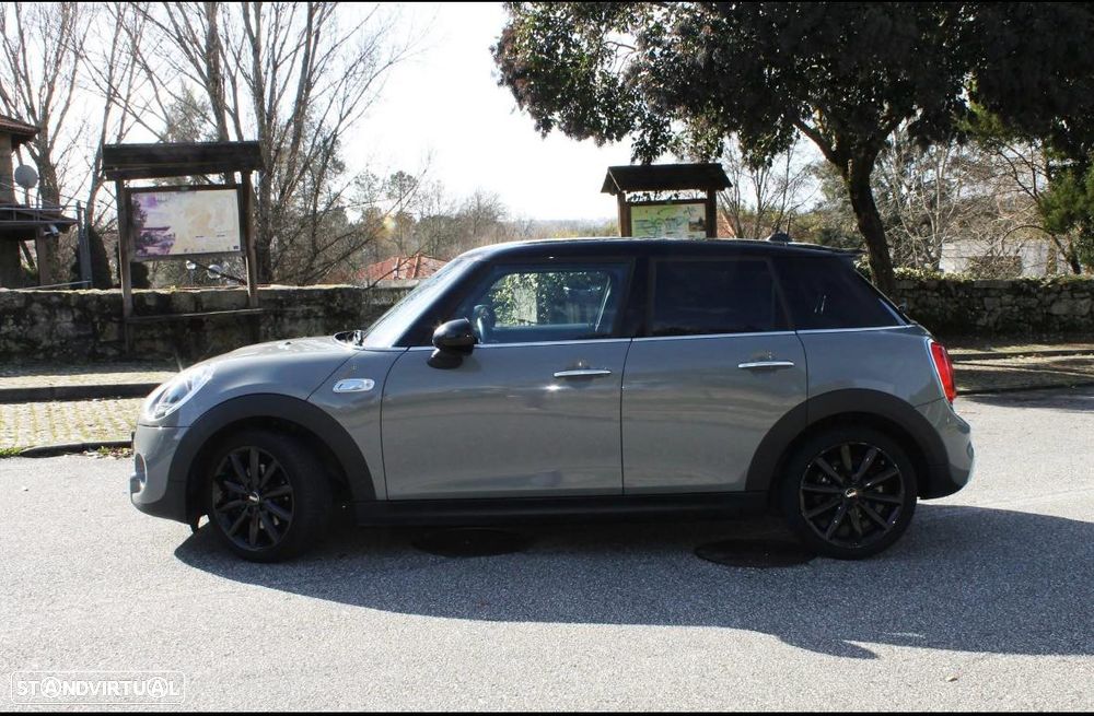 MINI 5 Portas Cooper S Auto Desportiva - 9