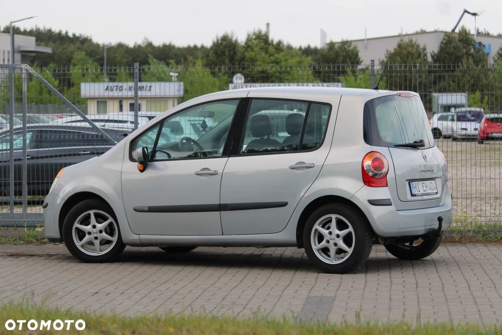Renault Modus - 12