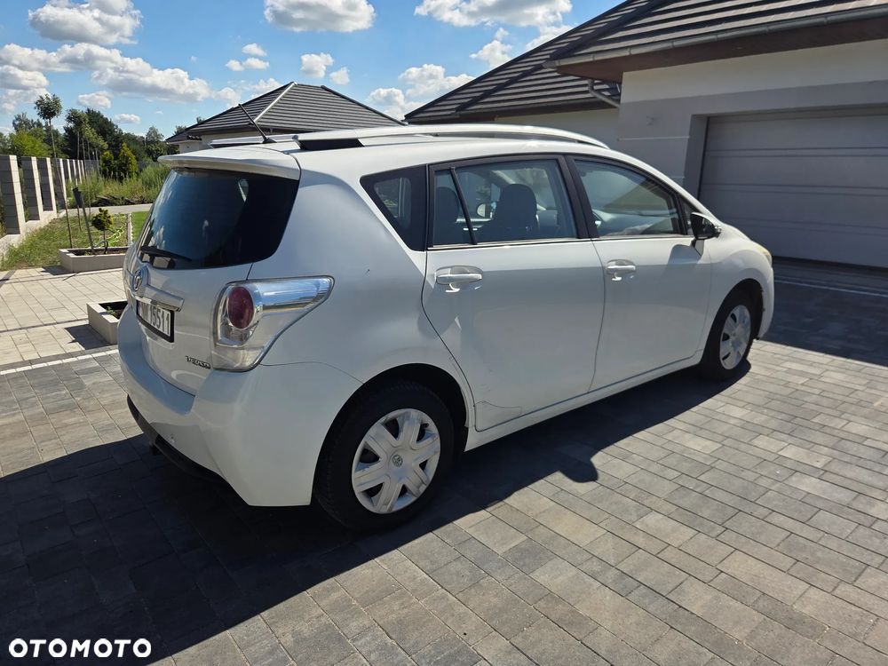 Toyota Verso 1.8 Sol 7os - 6