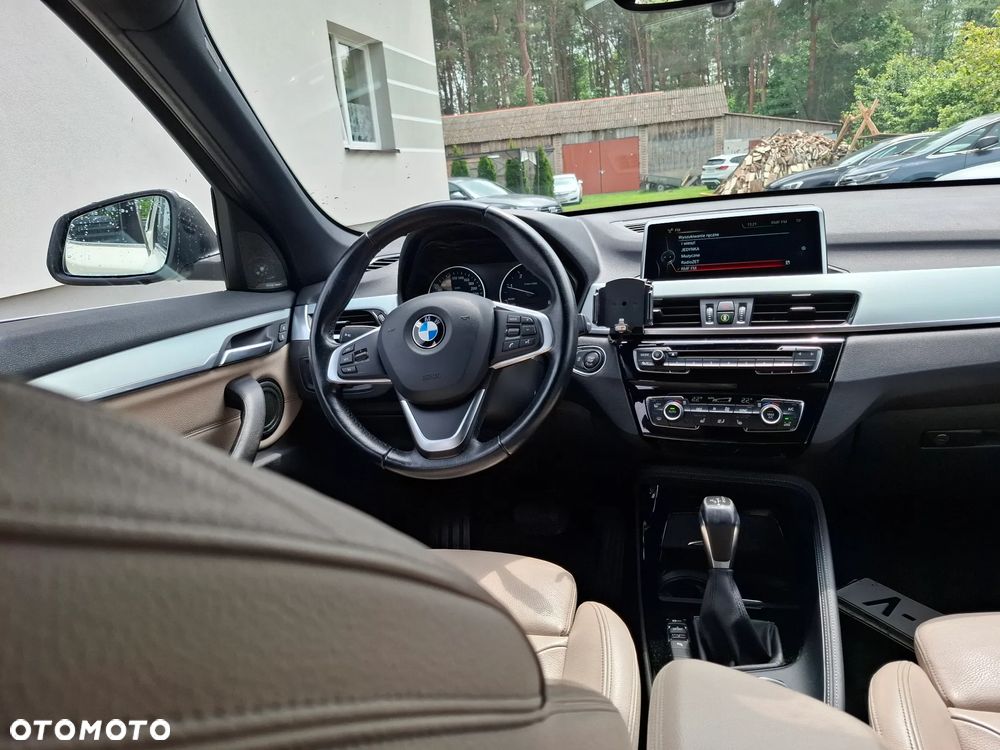 BMW X1 sDrive18d Sport Line - 11