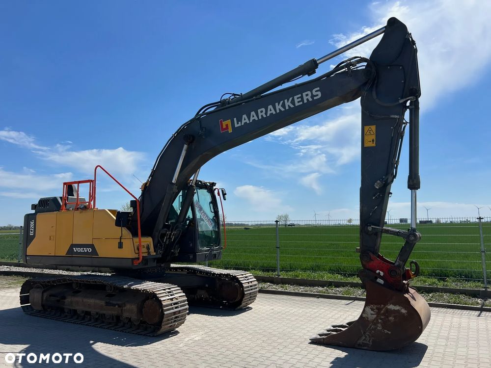 Volvo 2017r. VOLVO EC220EL CAT KOMATSU LIEBCHERR - 9