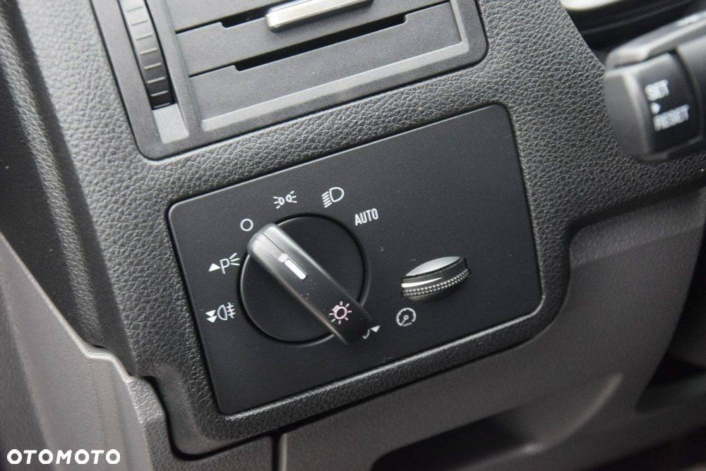 Ford Kuga 2.0 TDCi 4WD Titanium - 34