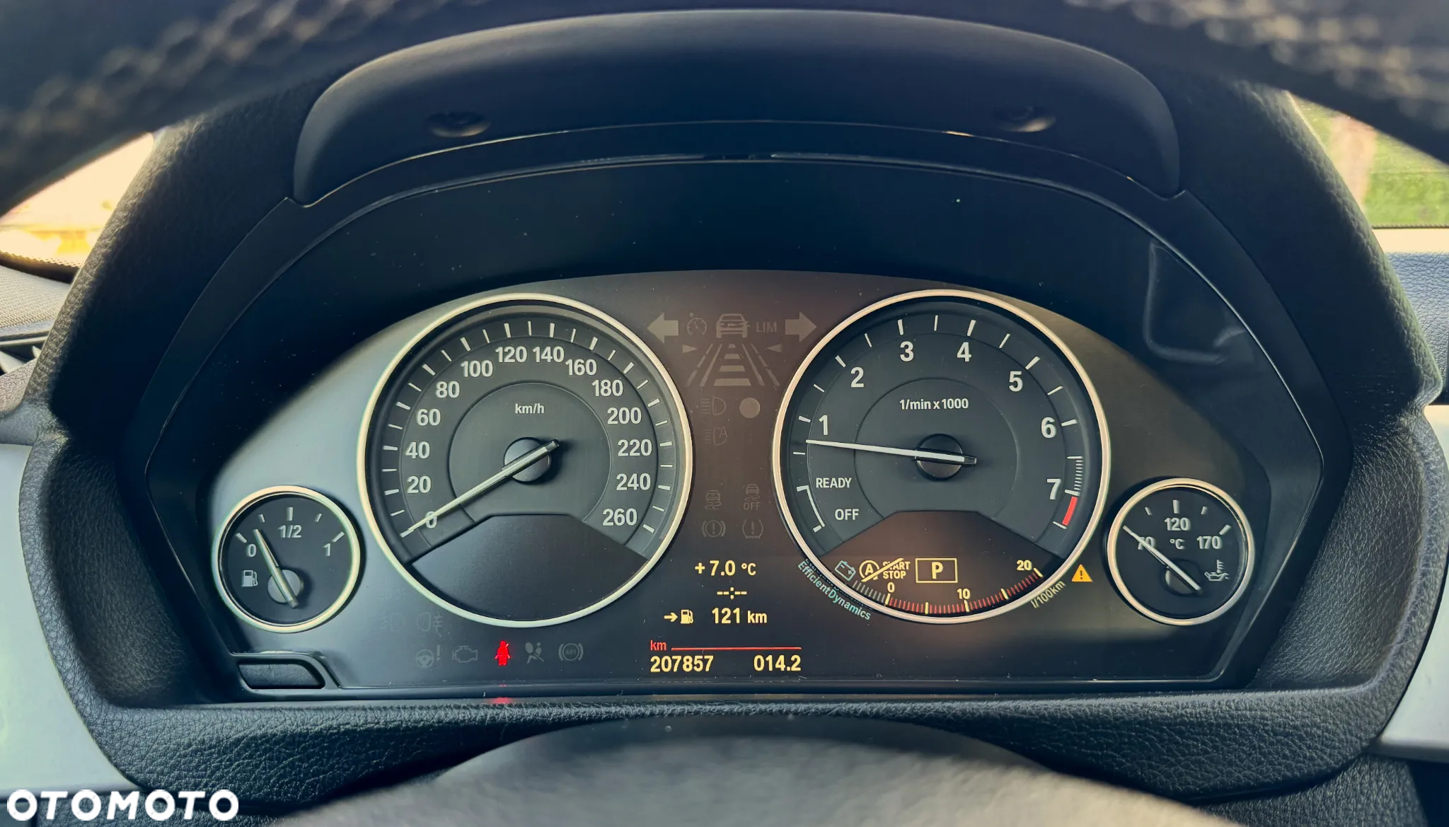 BMW Seria 3 320i Touring xDrive - 20