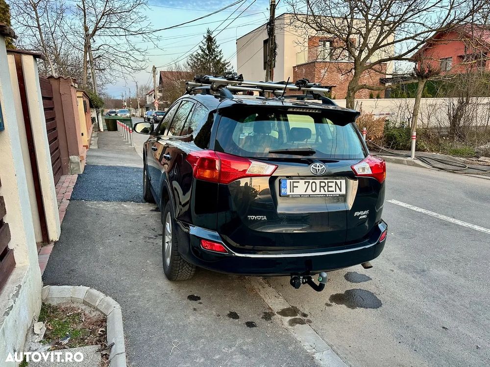 Toyota RAV4 2.2 D-4D 4WD Luxury - 2