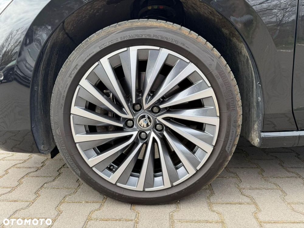 Skoda Superb 2.0 TDI SCR 4x4 L&K DSG - 6