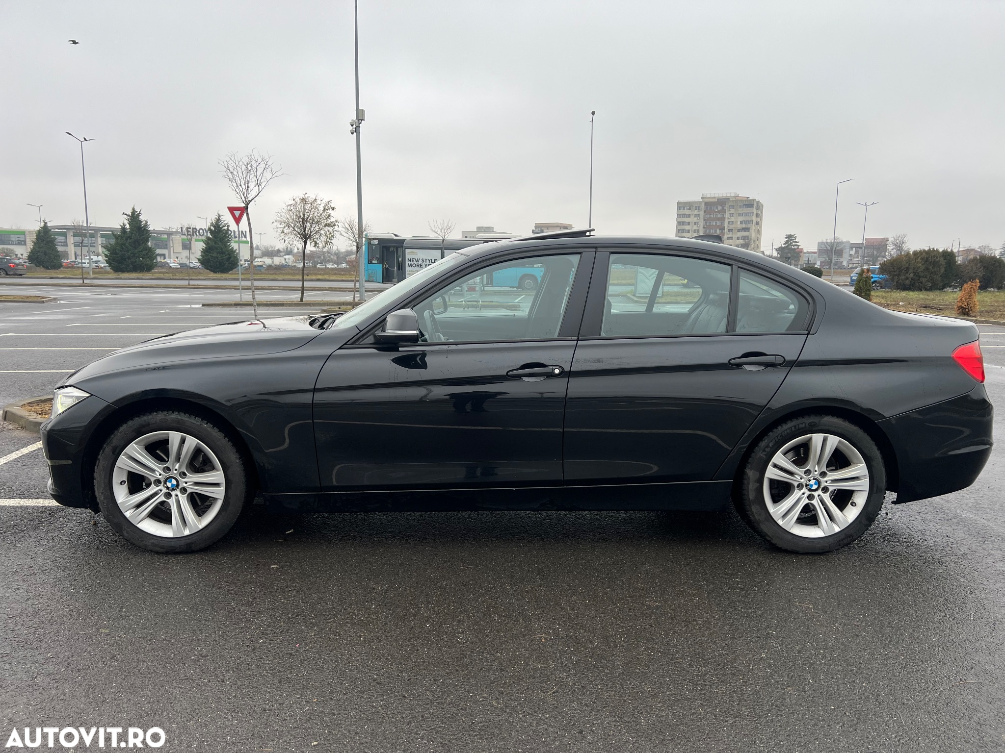 BMW Seria 3 320d - 4