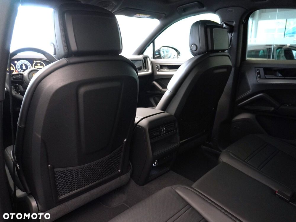 Porsche Cayenne Black Edition - 33