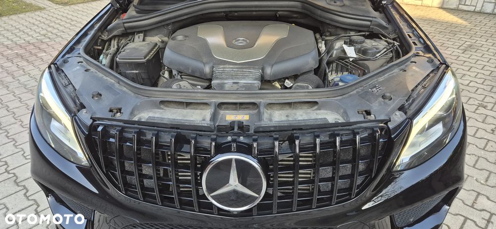 Mercedes-Benz GLE - 11