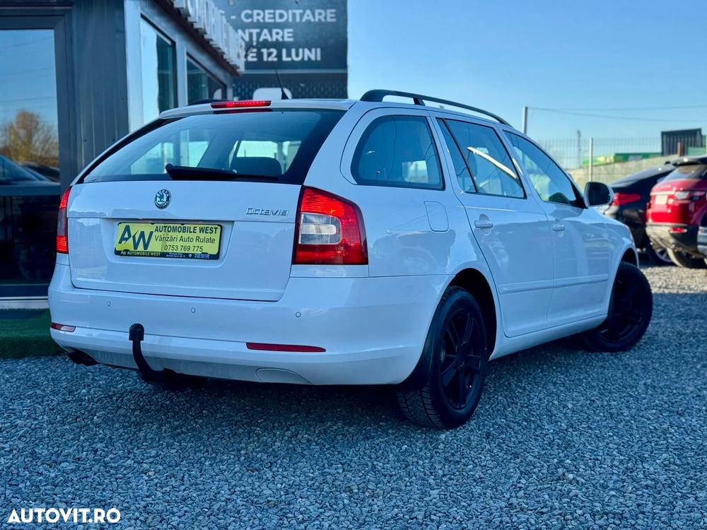 Skoda Octavia 2.0 TDI DSG Elegance - 4
