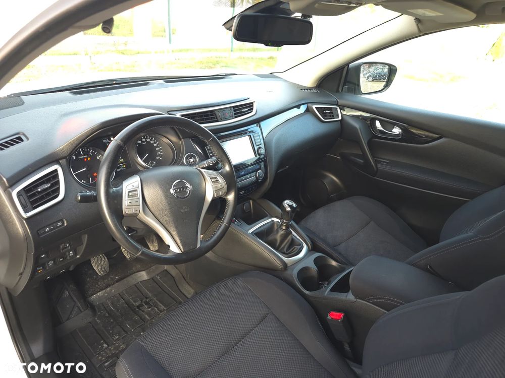Nissan Qashqai 1.2 DIG-T Tekna - 24