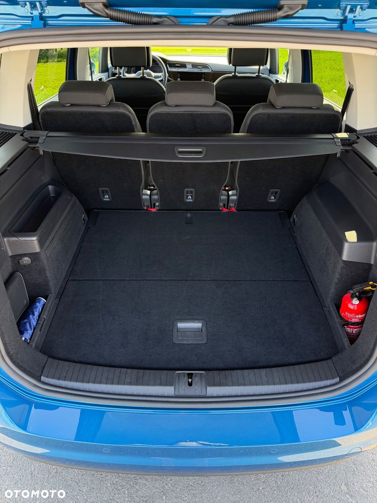 Volkswagen Touran 1.5 TSI EVO Highline - 17