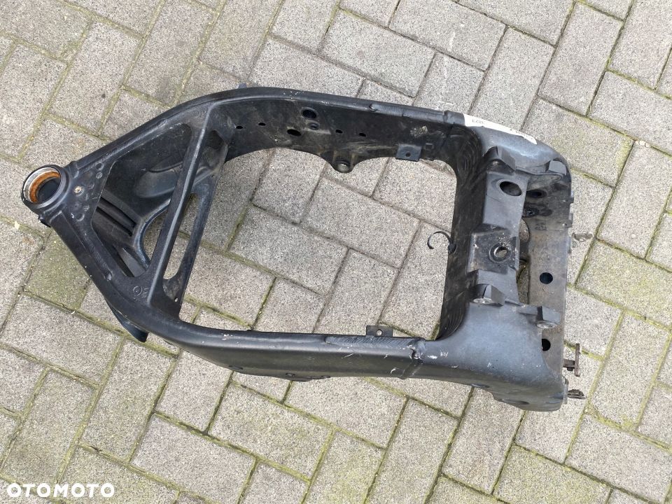 Rama dokumenty Yamaha R1 RN12 2004r - 10