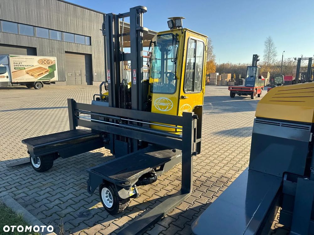 Combilift C4000 / 2021 rok / 1708 godzin !!! - 28