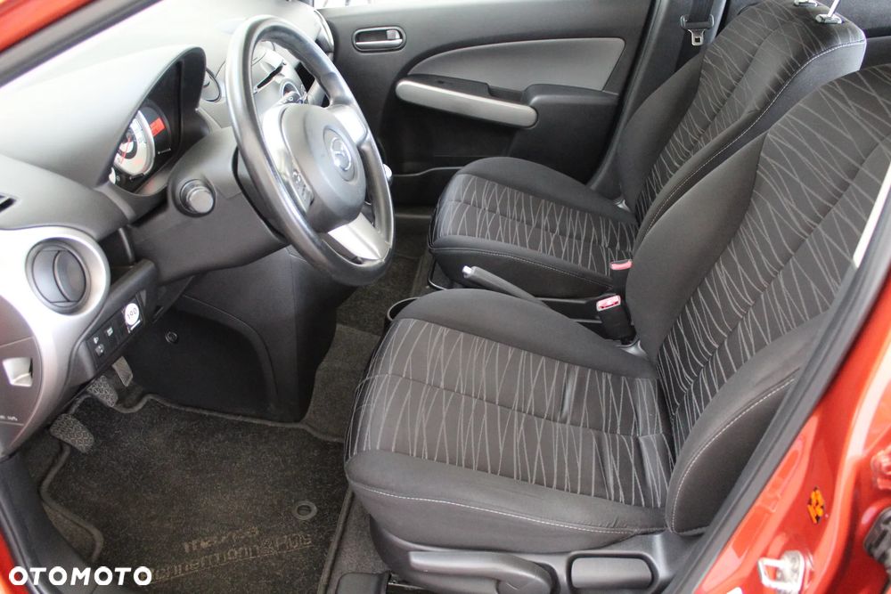 Mazda 2 - 11
