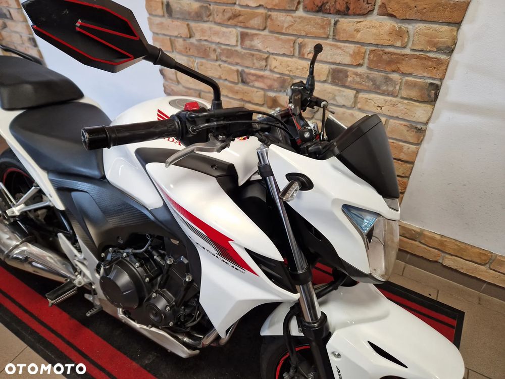 Honda CB - 18