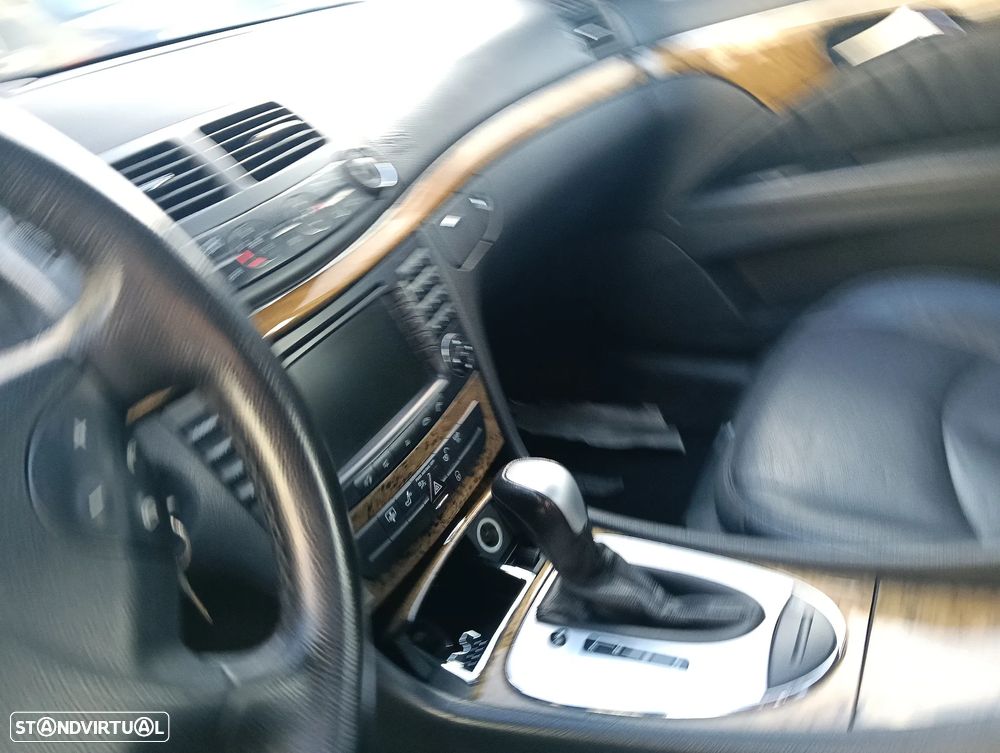 Mercedes-Benz E 320 CDi Avantgarde - 24