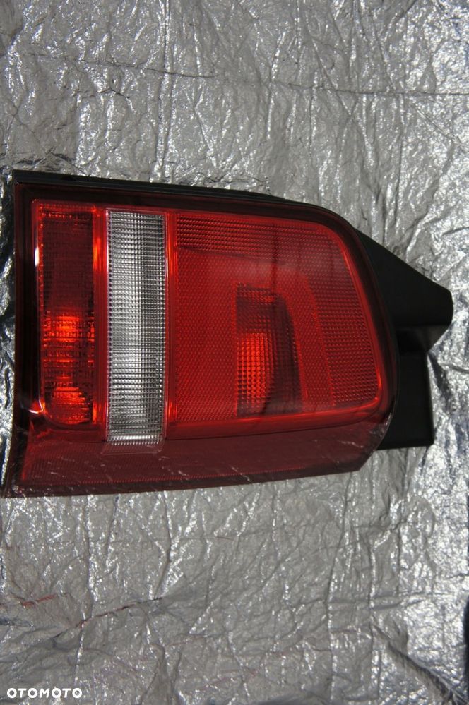 NR 342 Lampa Tylna VW Multivan 2013 r. 7E5945096E 7E5945112C - 2