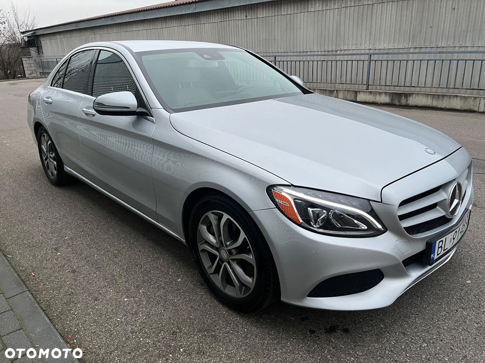 Mercedes-Benz Klasa C 300 7G-TRONIC Exclusive - 3