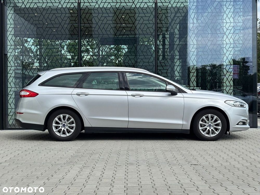 Ford Mondeo - 4