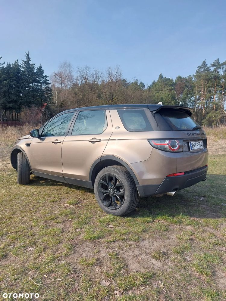 Land Rover Discovery Sport TD4 HSE Luxury - 11