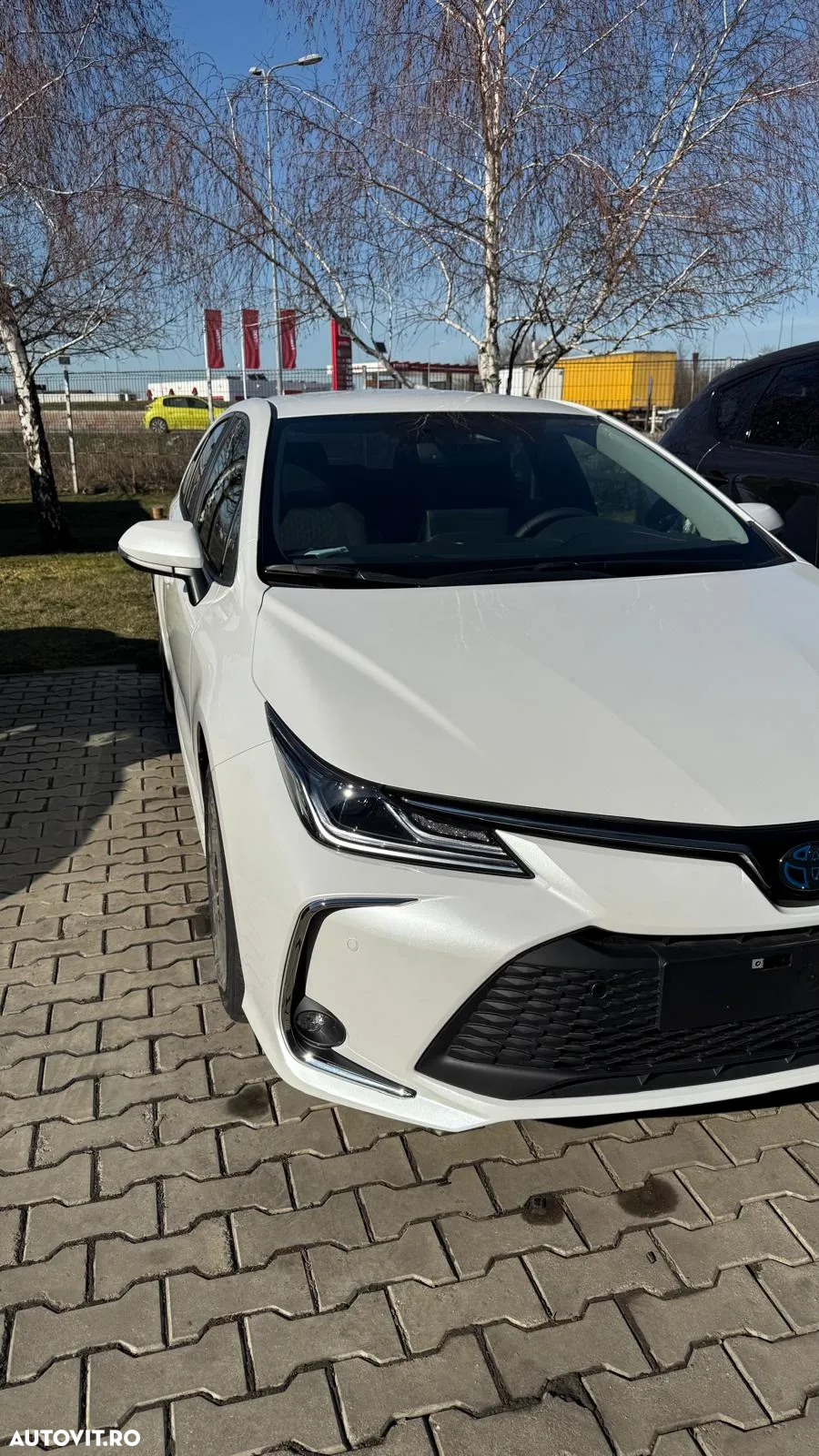 Toyota Corolla 1.8 HSD Dynamic - 9