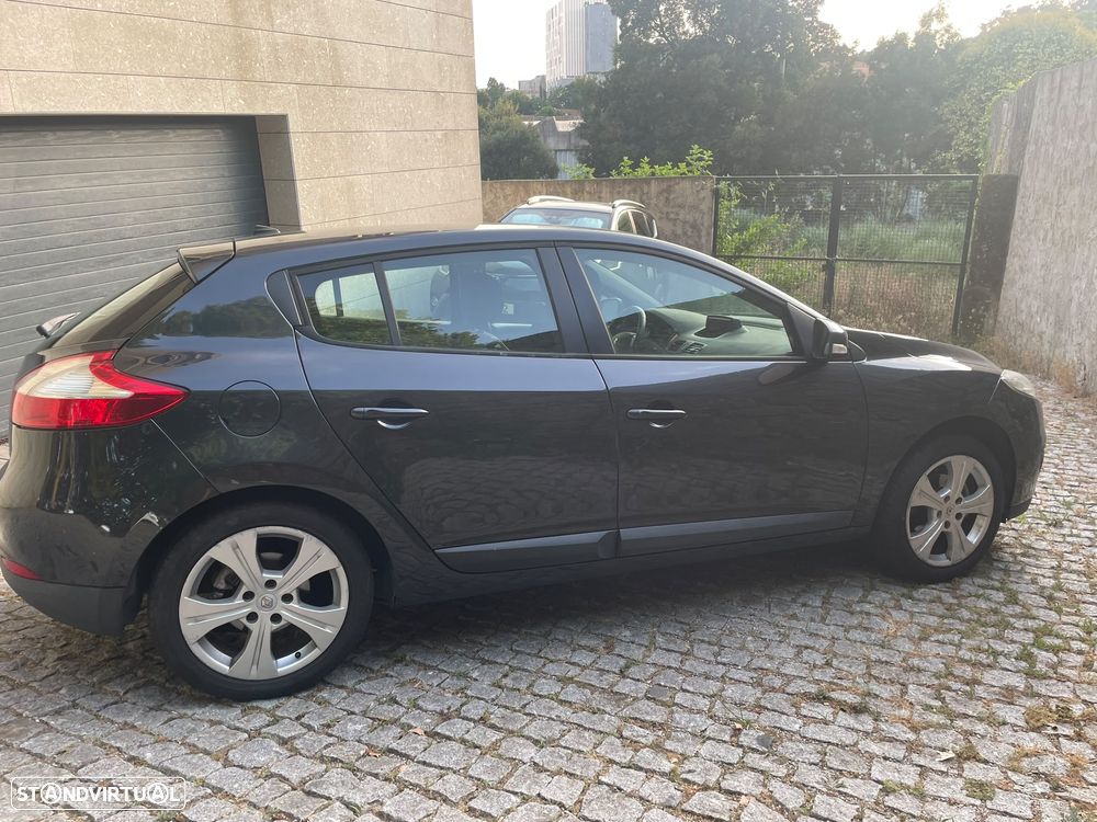 Renault Mégane 1.5 dCi Dynamique - 5