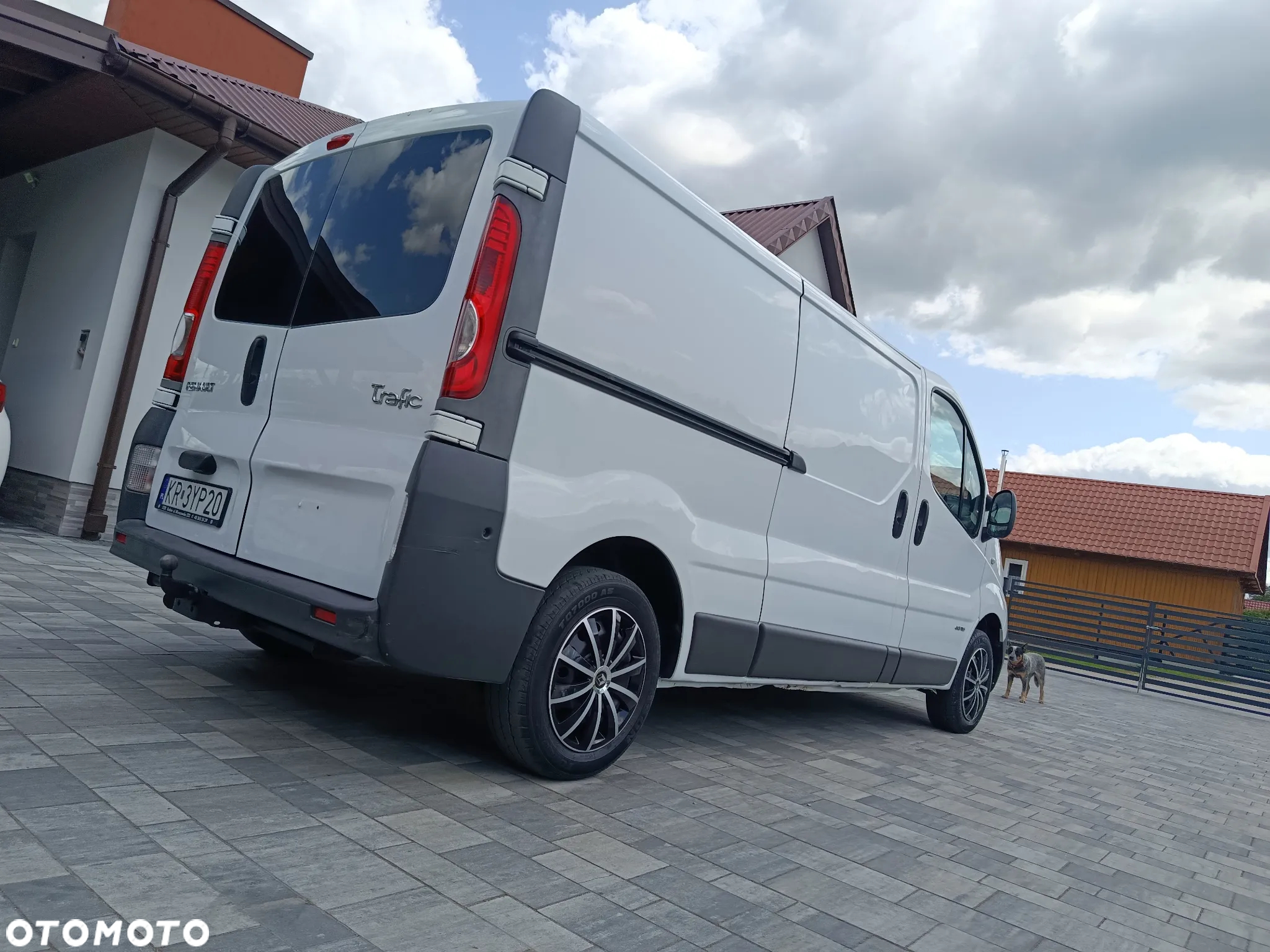 Renault Trafic Long - 6