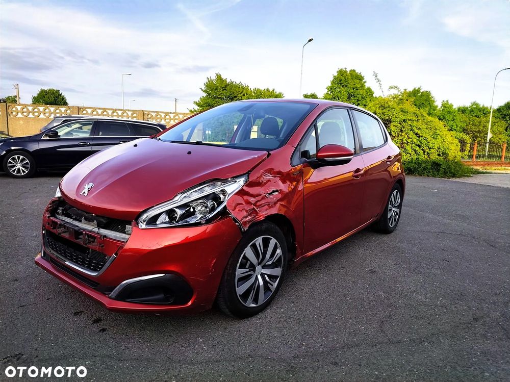 Peugeot 208 PureTech 82 Start & Stop Allure - 3