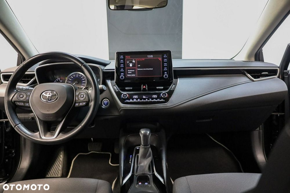 Toyota Corolla - 12