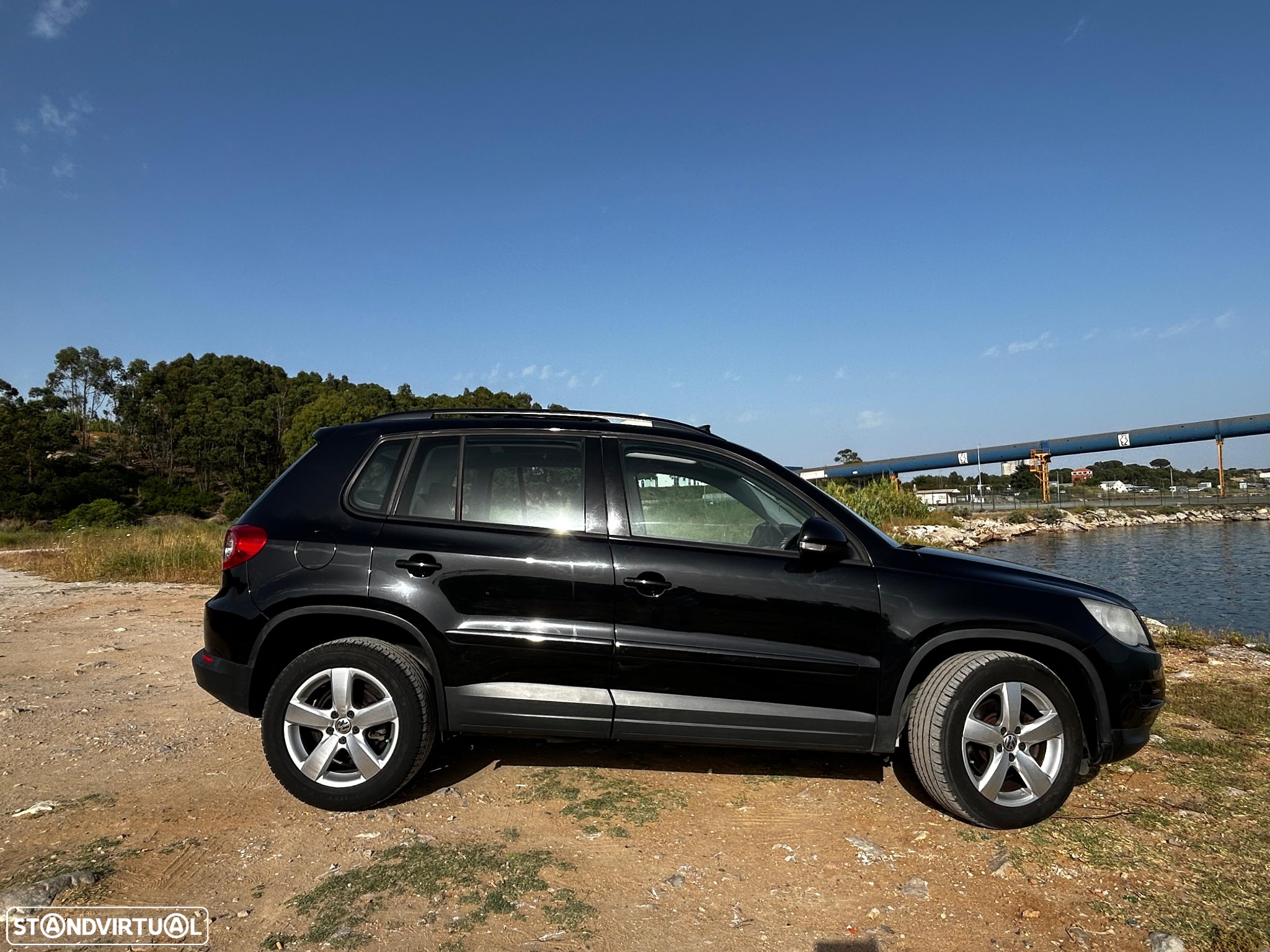 VW Tiguan 2.0 TDI Sport 4Motion - 2