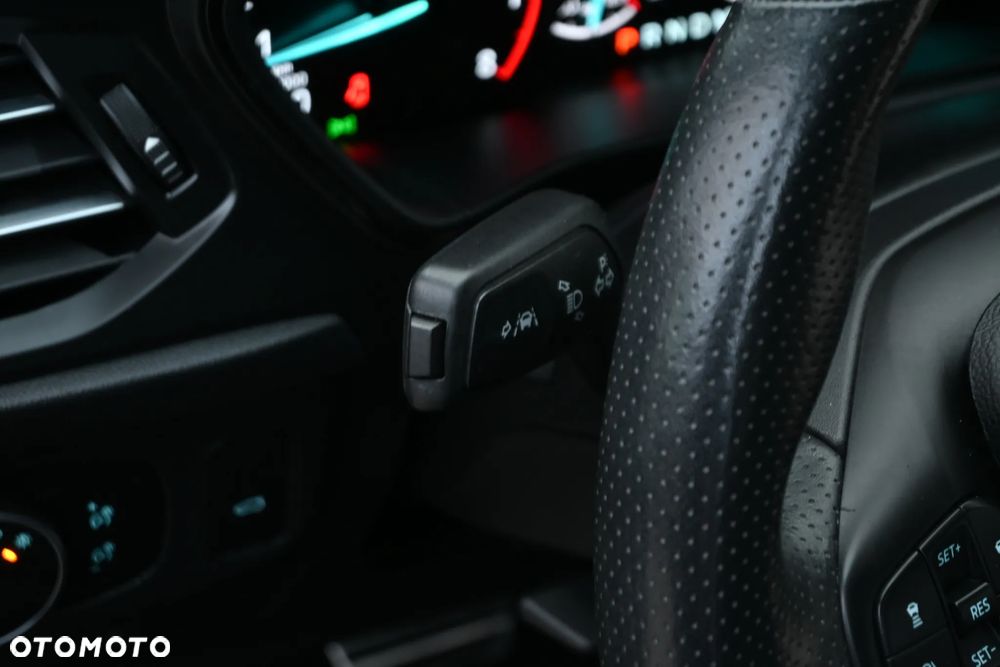 Ford Focus 1.5 EcoBoost ST-Line - 30