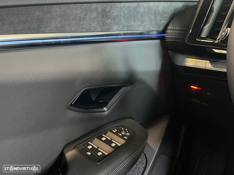 Mitsubishi Eclipse Cross 87 kWh Intense - 35