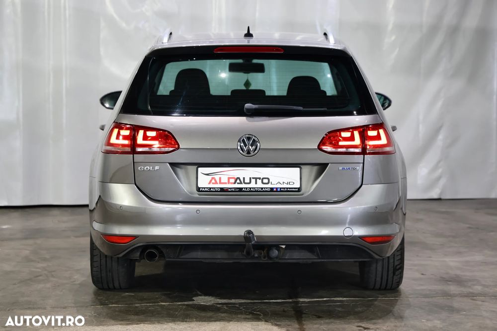 Volkswagen Golf 1.6 TDI DPF BMT DSG Comfortline - 38