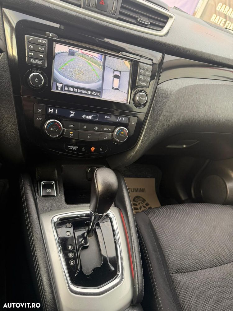 Nissan Qashqai 1.6 DCI Xtronic TEKNA - 14