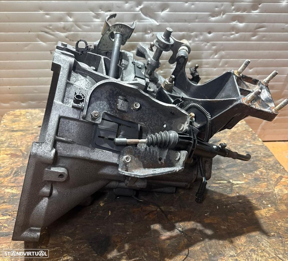 Caixa de Velocidades Fiat Ducato 2.8 JTD Ref: 20UM05 - 2