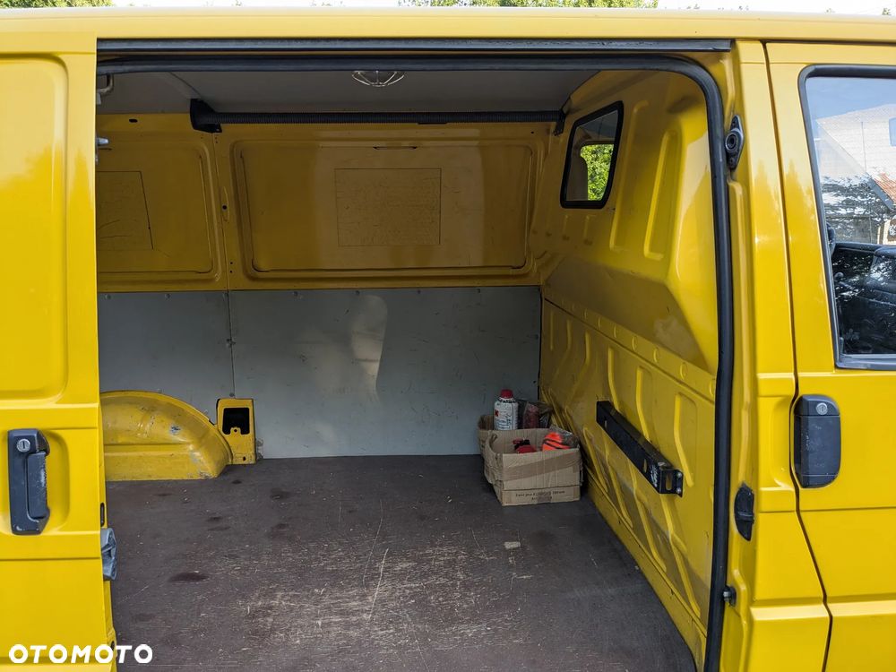 Volkswagen Transporter T4 - 21