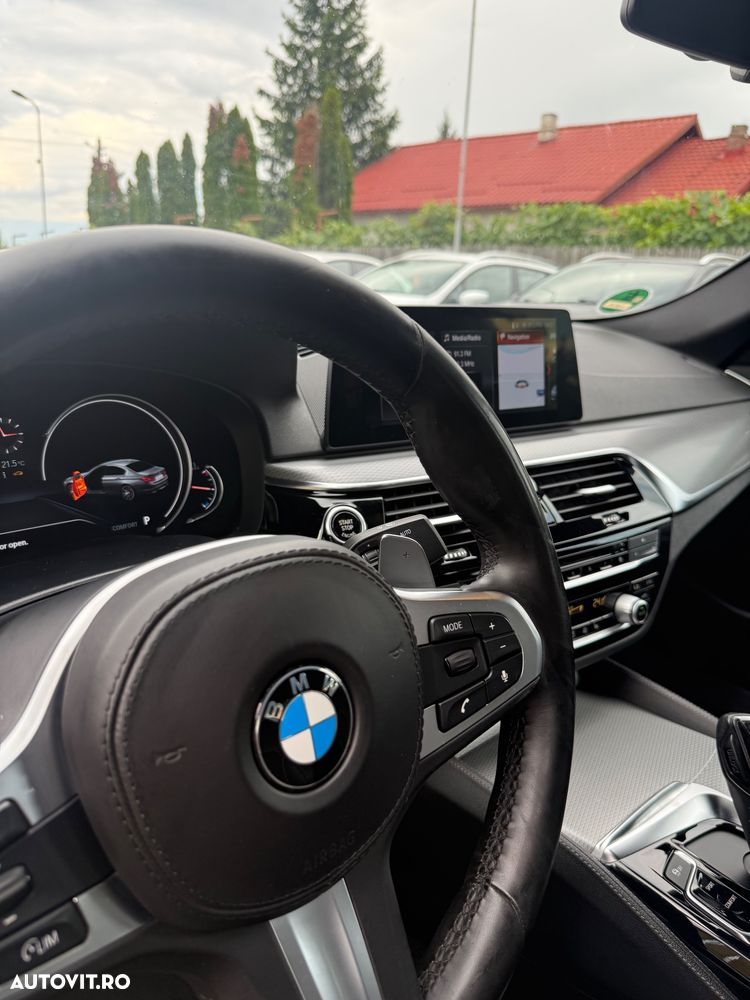 BMW Seria 5 520d AT - 7