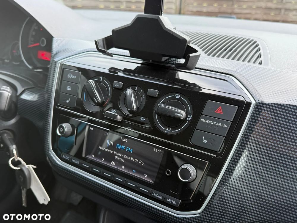 Volkswagen up! - 8