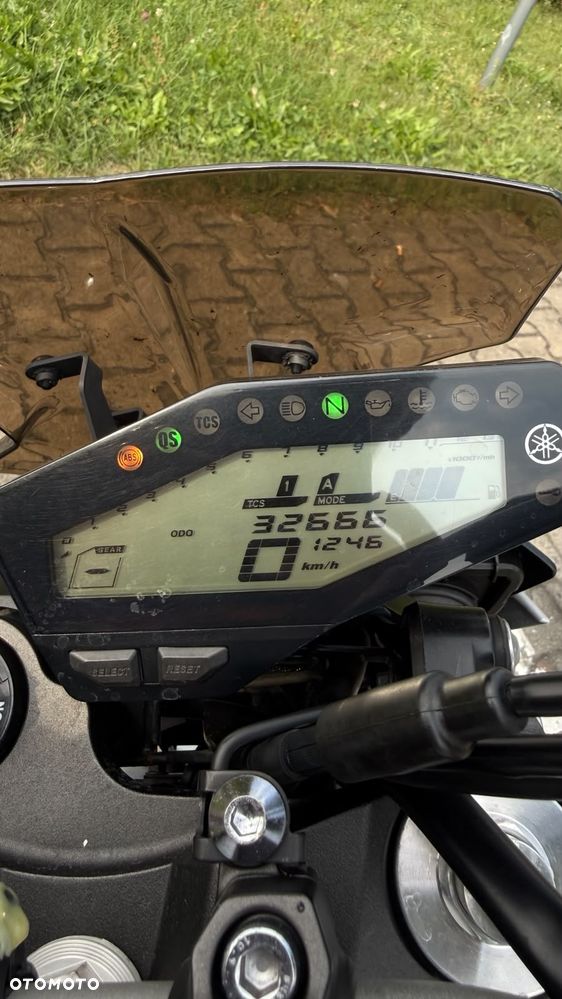 Yamaha MT - 8