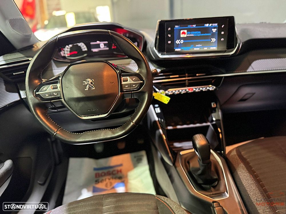 Peugeot 208 1.2 PureTech Active - 19