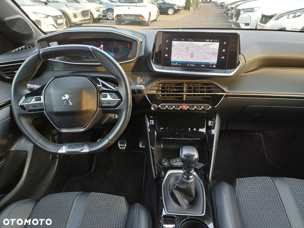 Peugeot 208 PureTech 100 GT - 24