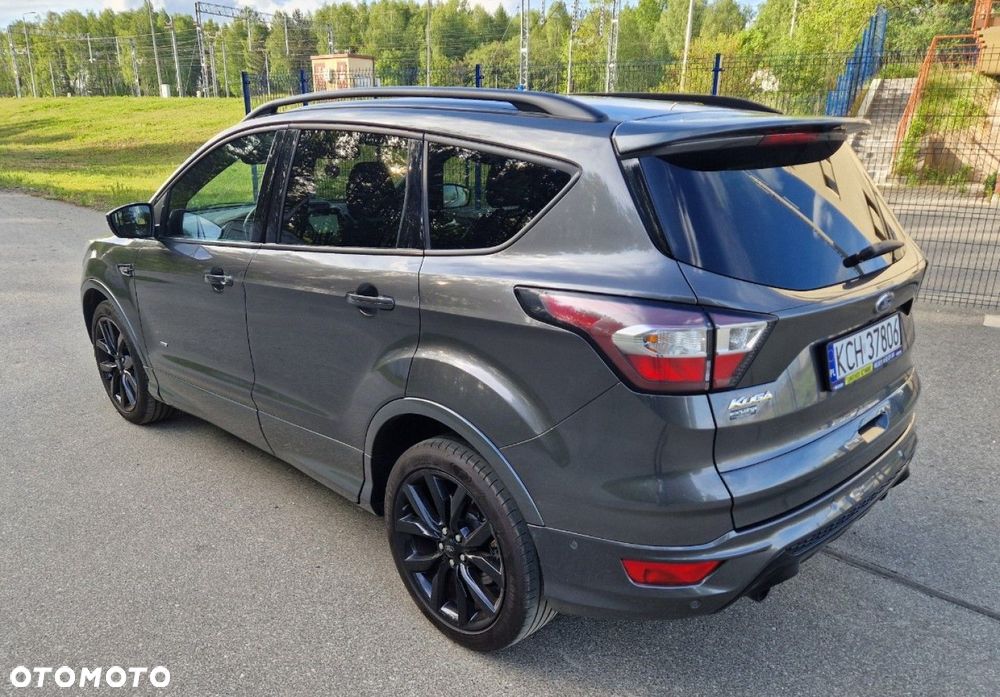 Ford Kuga 2.0 TDCi 4x4 ST-Line - 5